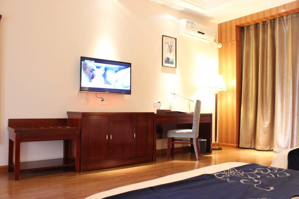 Golden Peacock Resort Hotel Beira Zimmer foto