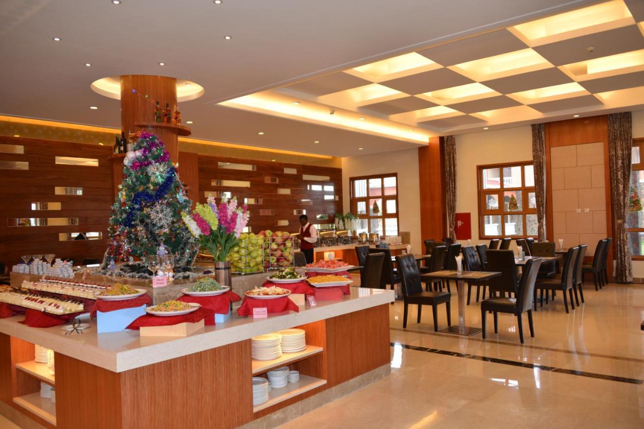 Golden Peacock Resort Hotel Beira Exterior foto